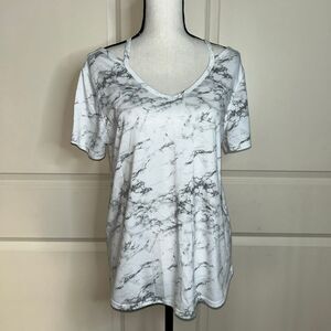 🟢 Grayson/Threads "Hello Gorgeous" Marble V-Neck Tee – Size XL